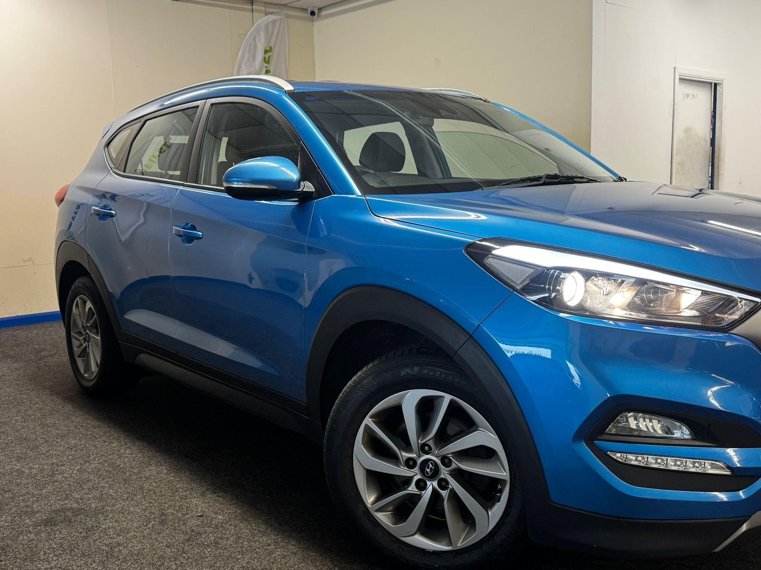Used Hyundai TUCSON 2015 for sale - 76913941: Photo 3