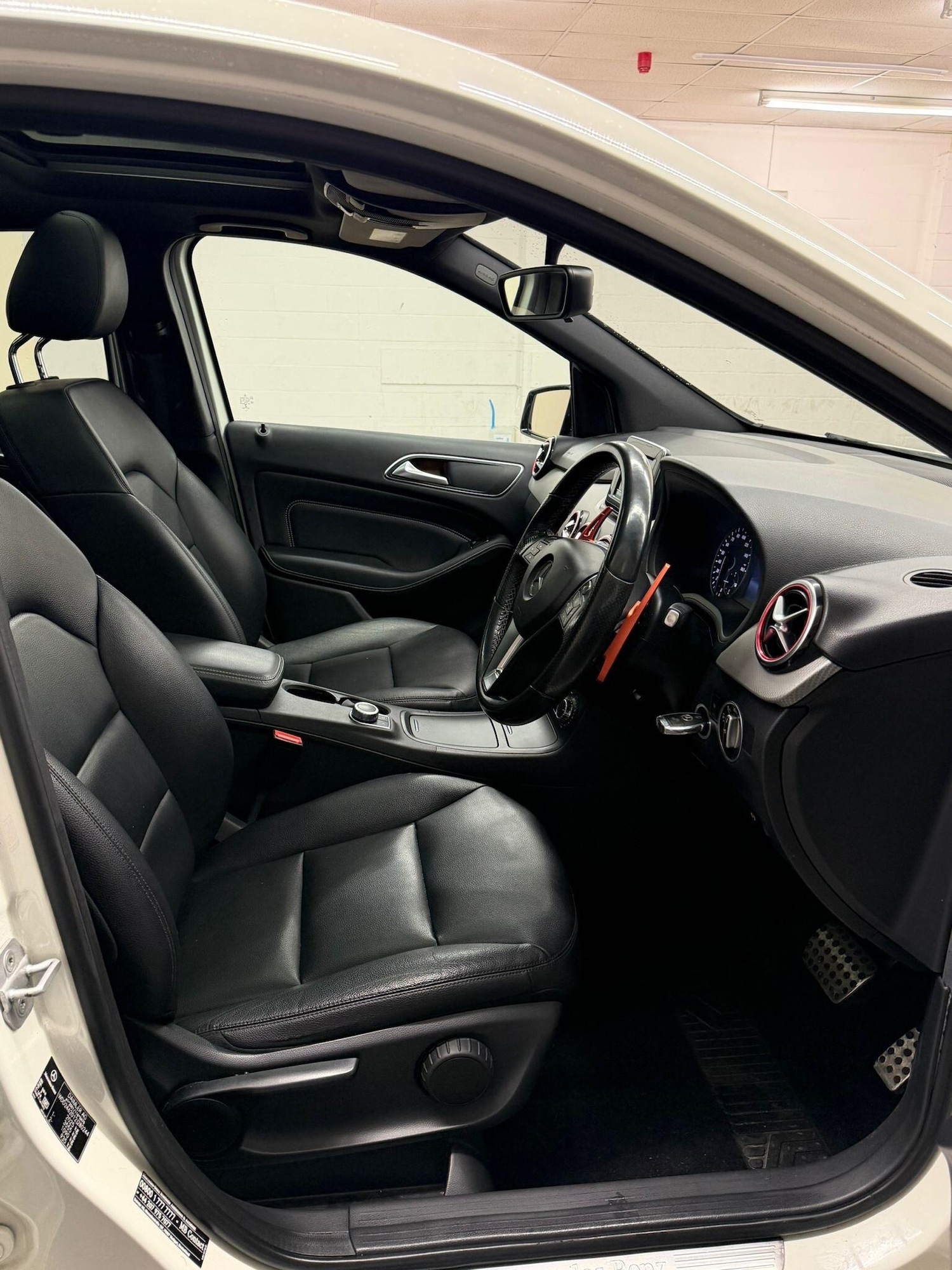 Used Mercedes-Benz B Class 2014 for sale - 77144686: Photo 12