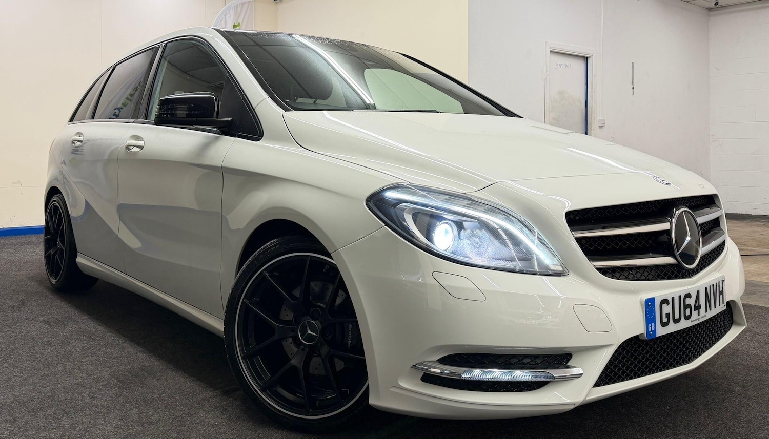 Used Mercedes-Benz B Class 2014 for sale - 77144686: Photo 8