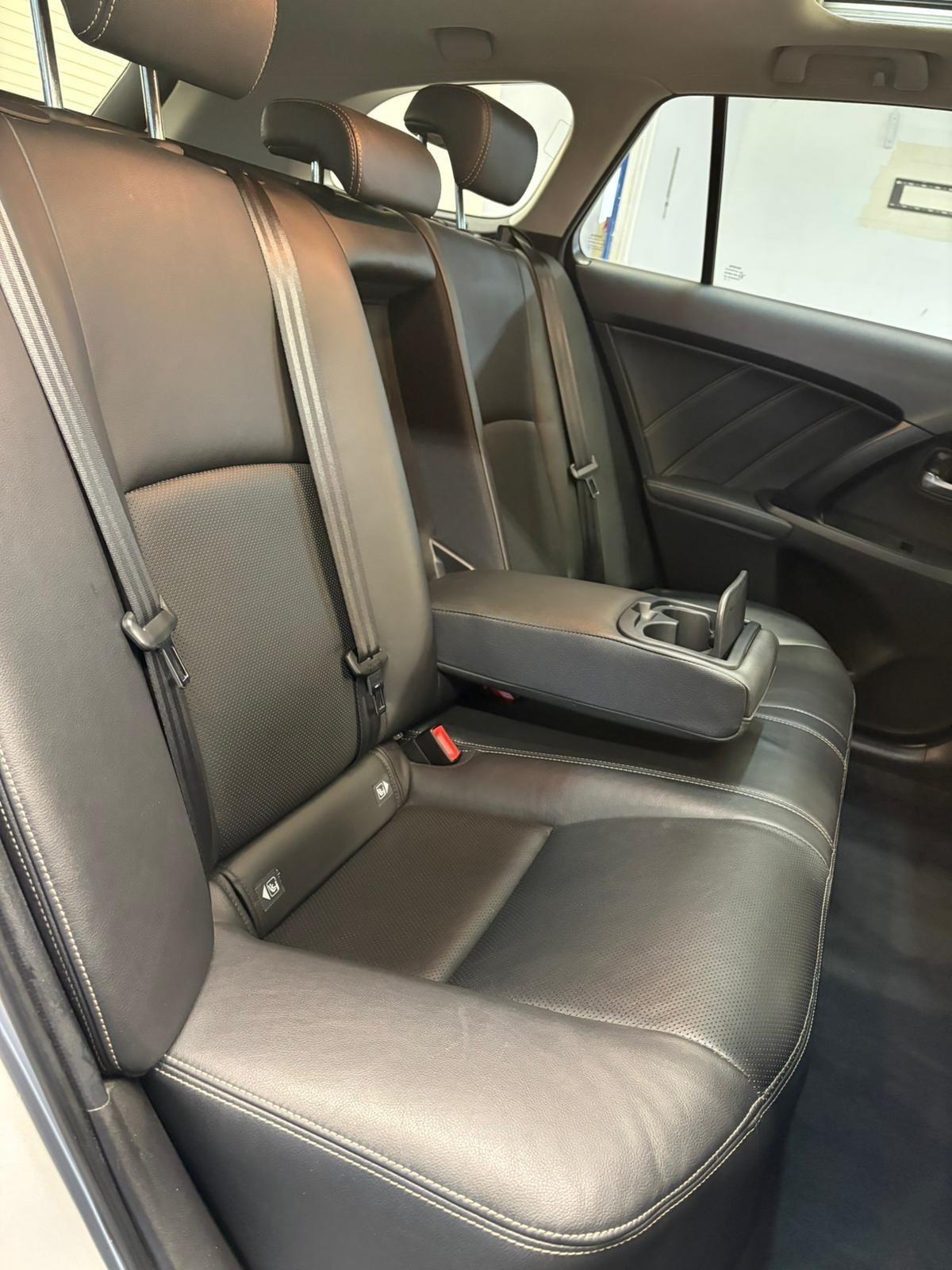 Used Toyota Avensis 2015 for sale - 77469111: Photo 10