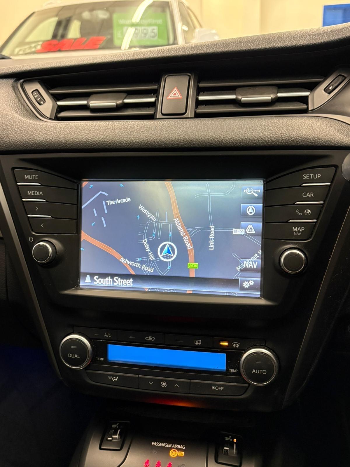 Used Toyota Avensis 2015 for sale - 77469111: Photo 19