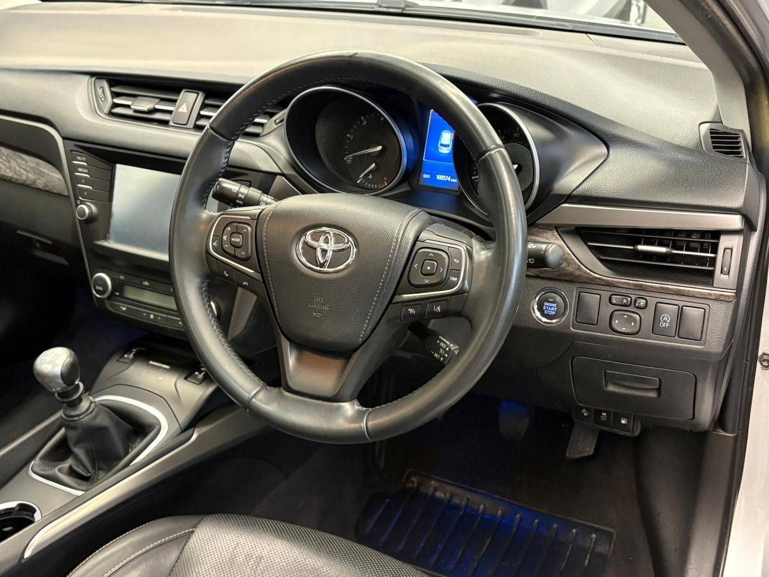 Used Toyota Avensis 2015 for sale - 77469111: Photo 21