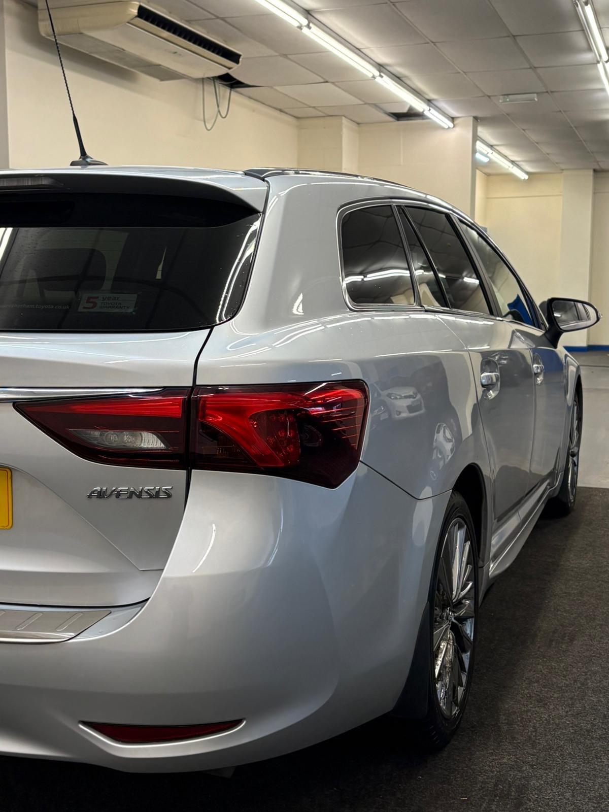 Used Toyota Avensis 2015 for sale - 77469111: Photo 7