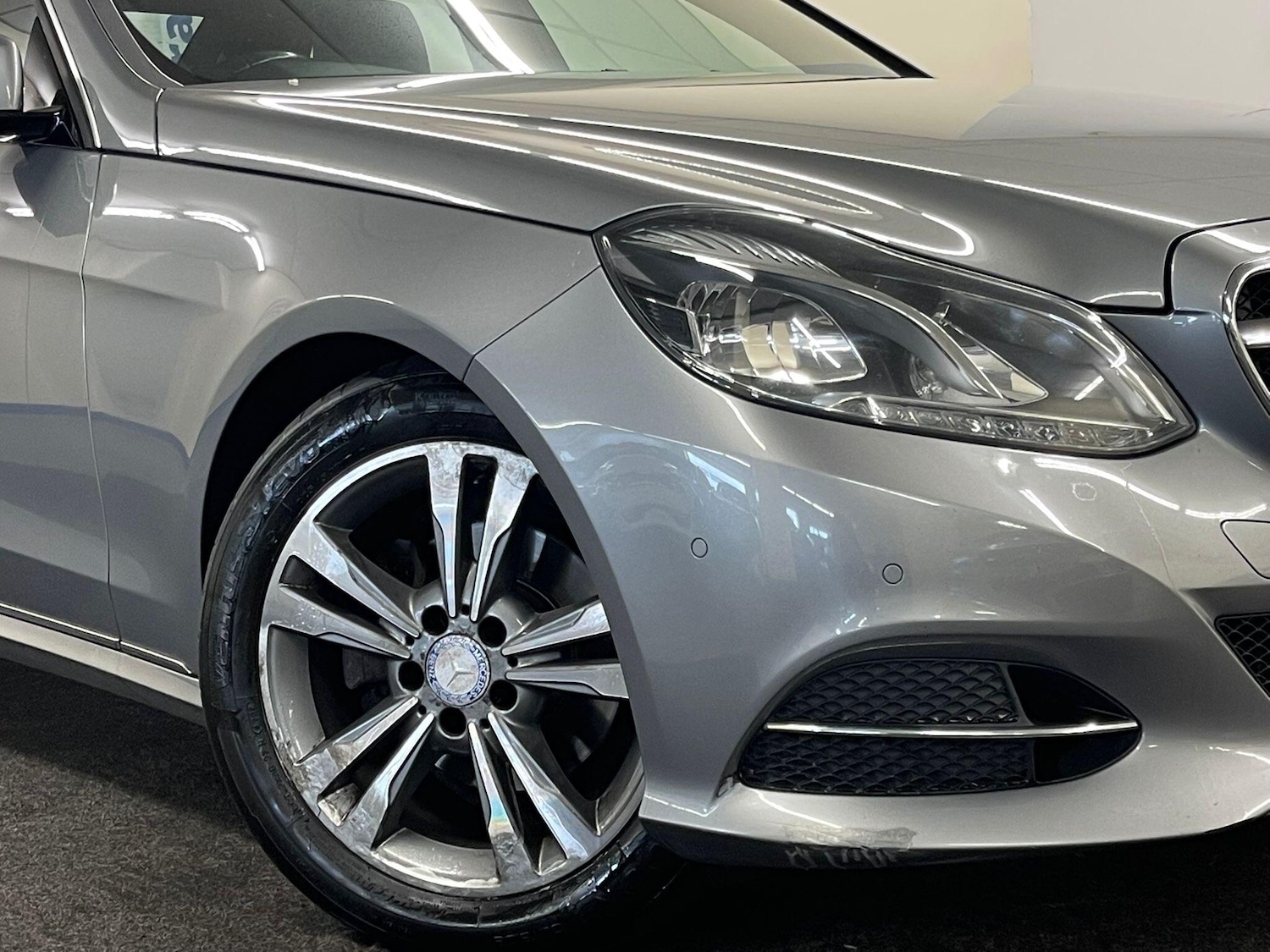 Used Mercedes-Benz E-Class 2014 for sale - 76151200: Photo 3