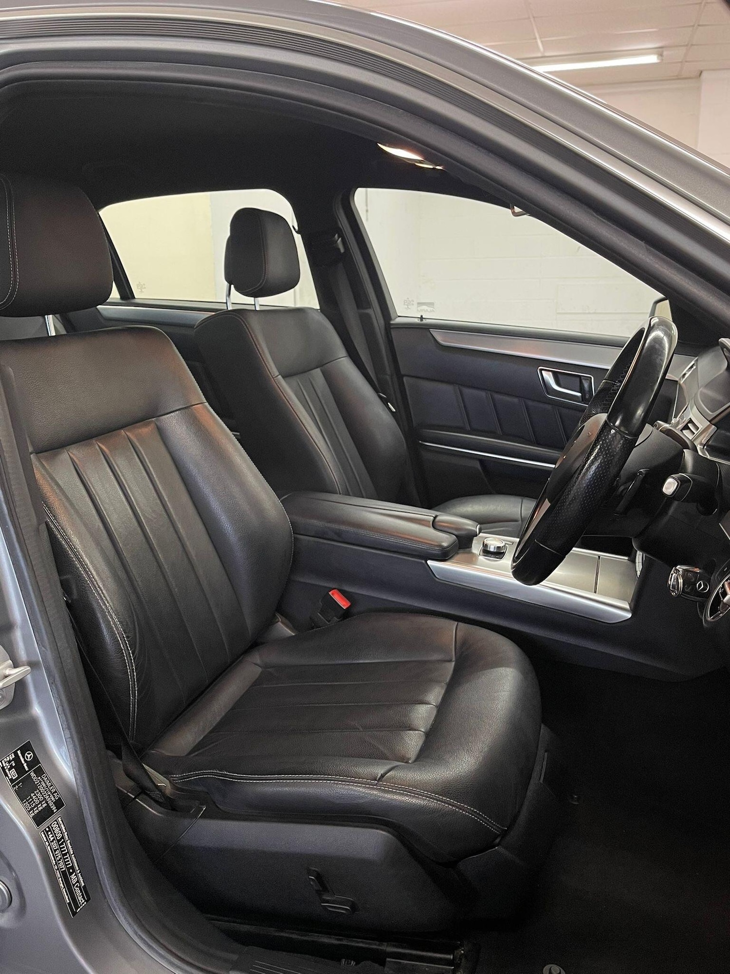 Used Mercedes-Benz E-Class 2014 for sale - 76151200: Photo 8