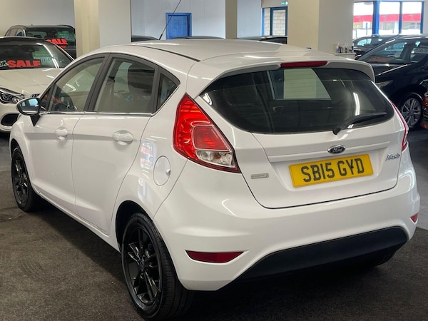 Used Ford Fiesta 2015 for sale - 75340105: Photo 3