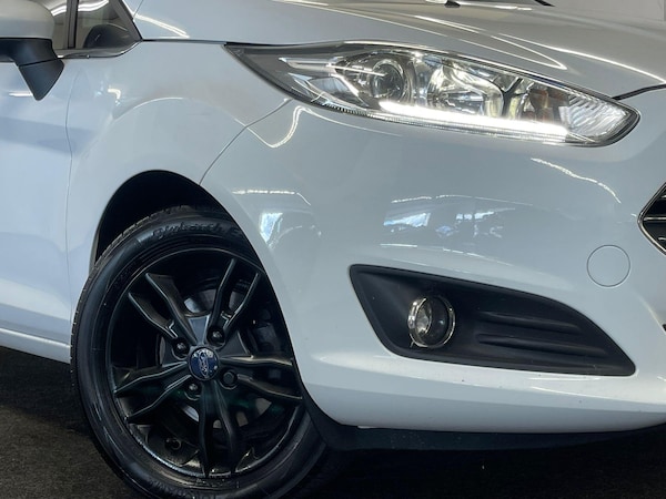 Used Ford Fiesta 2015 for sale - 75340105: Photo 5