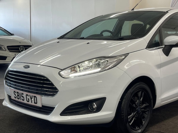 Used Ford Fiesta 2015 for sale - 75340105: Photo 8