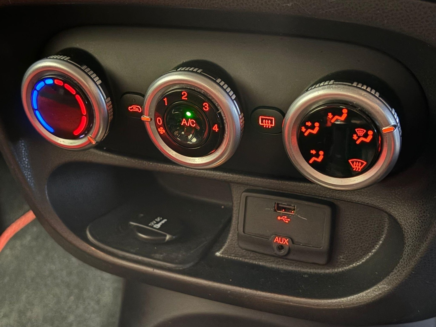 Used Fiat 500L 2013 for sale - 76887042: Photo 15