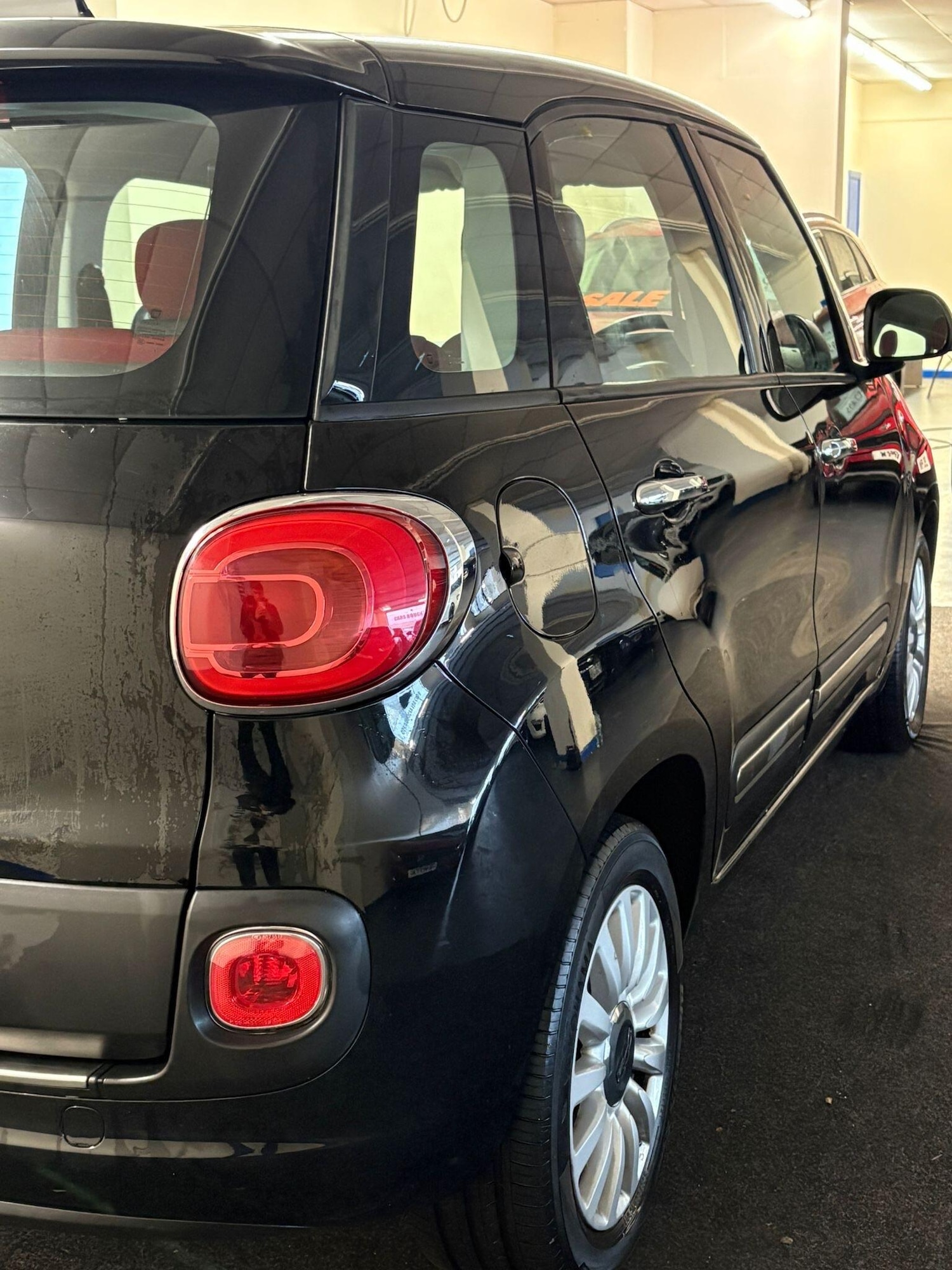 Used Fiat 500L 2013 for sale - 76887042: Photo 6