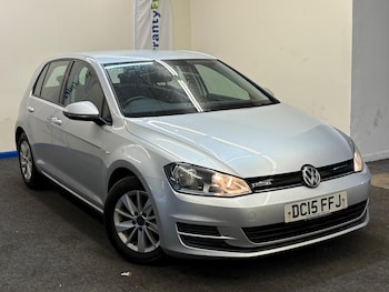 Used Volkswagen Golf 2015 for sale - 77586416: Photo