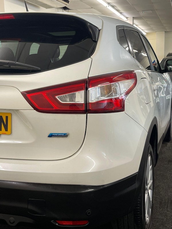 Used Nissan Qashqai 2015 for sale - 76227371: Photo 13