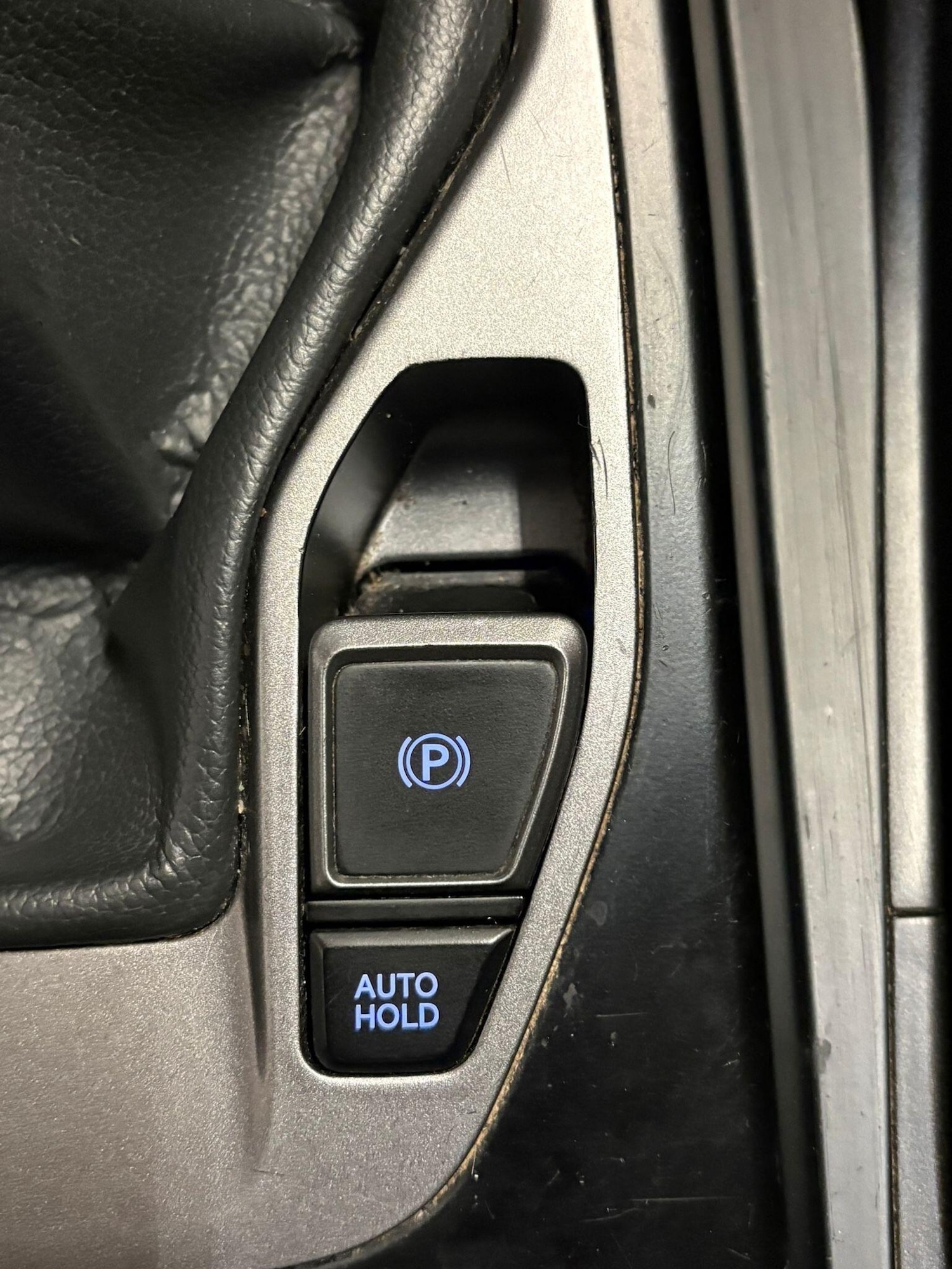 Used Hyundai Santa Fe 2015 for sale - 76623221: Photo 17