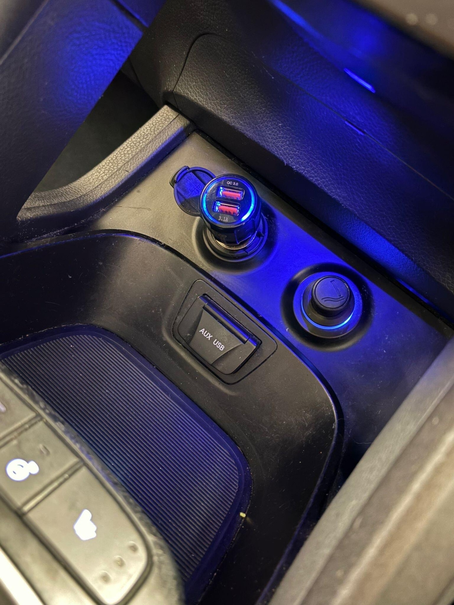 Used Hyundai Santa Fe 2015 for sale - 76623221: Photo 19