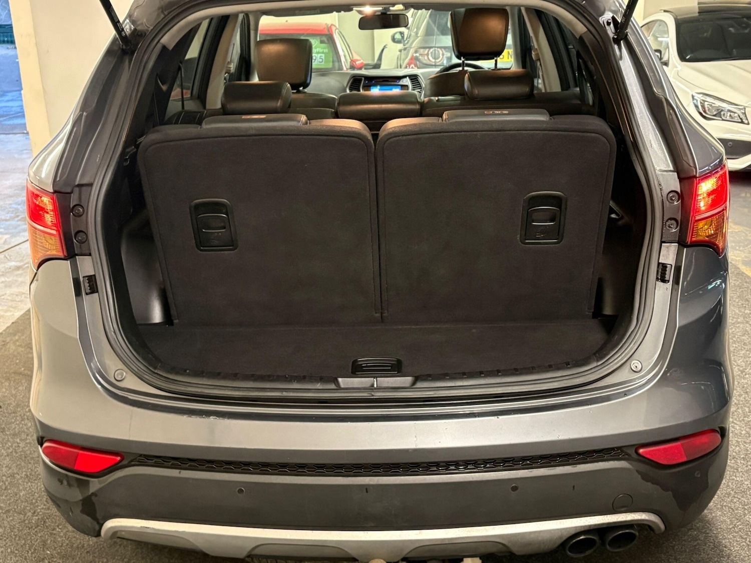 Used Hyundai Santa Fe 2015 for sale - 76623221: Photo 26