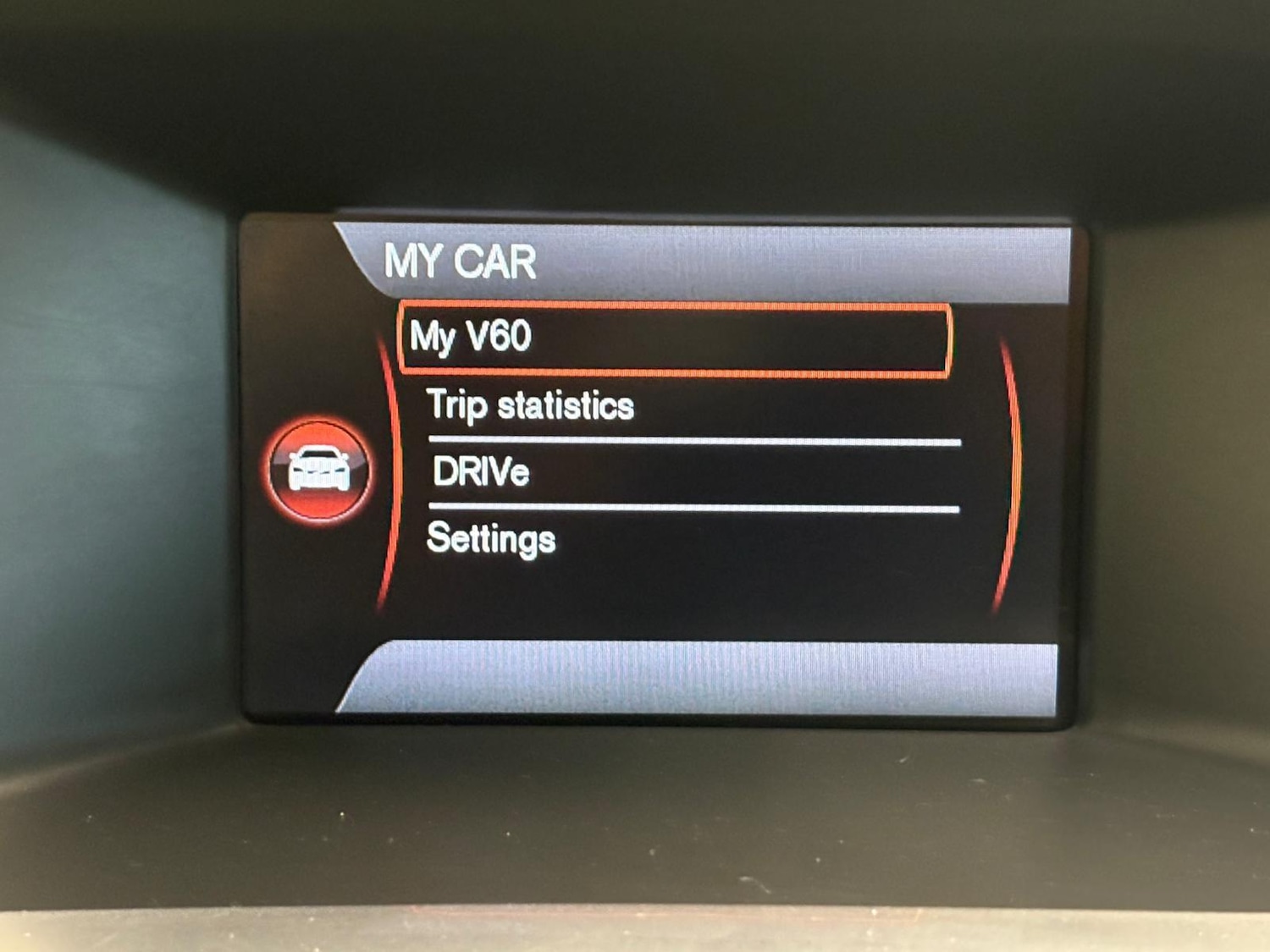 Used Volvo V60 2013 for sale - 76623231: Photo 21