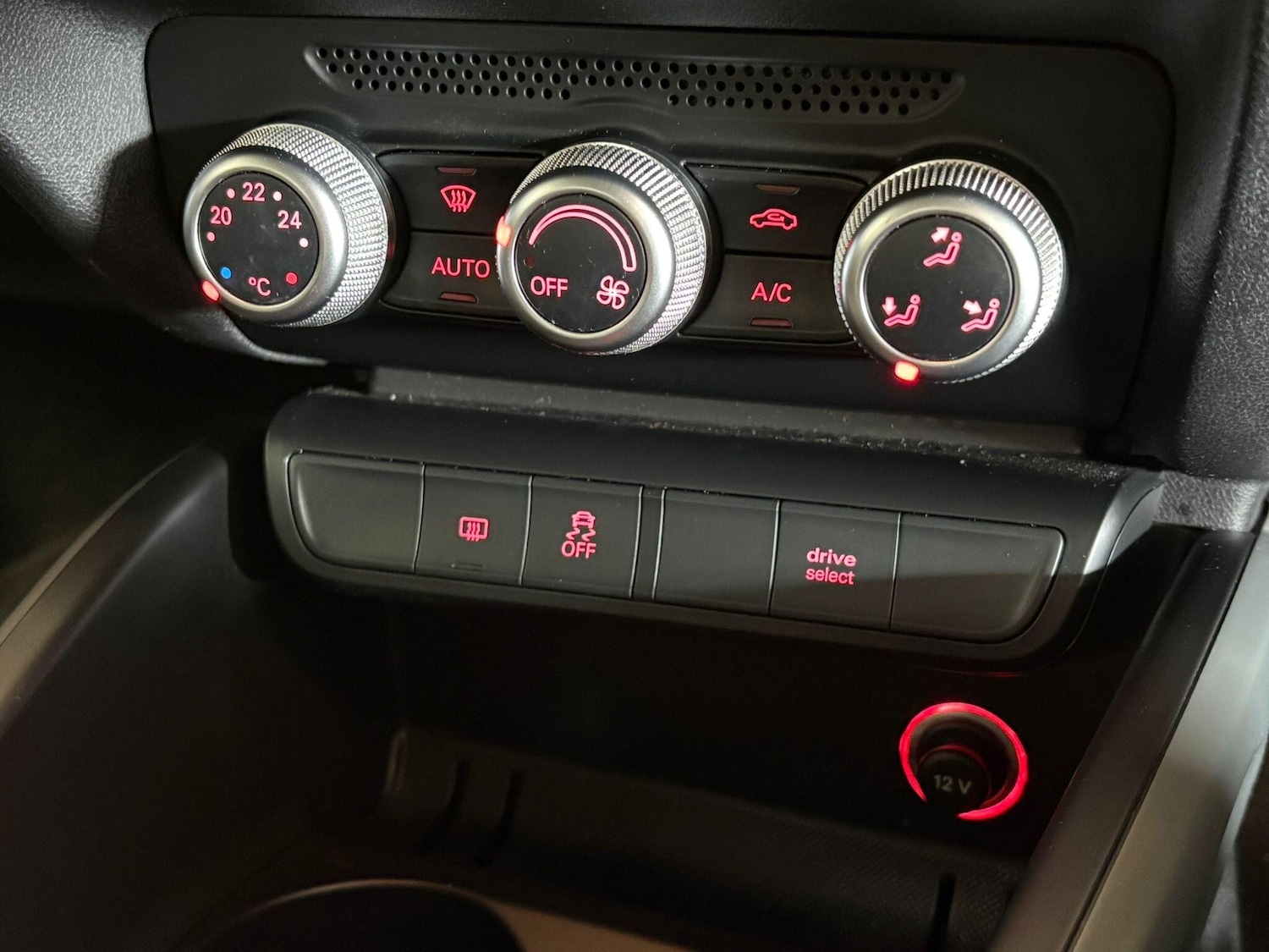 Used Audi A1 2015 for sale - 77799348: Photo 13