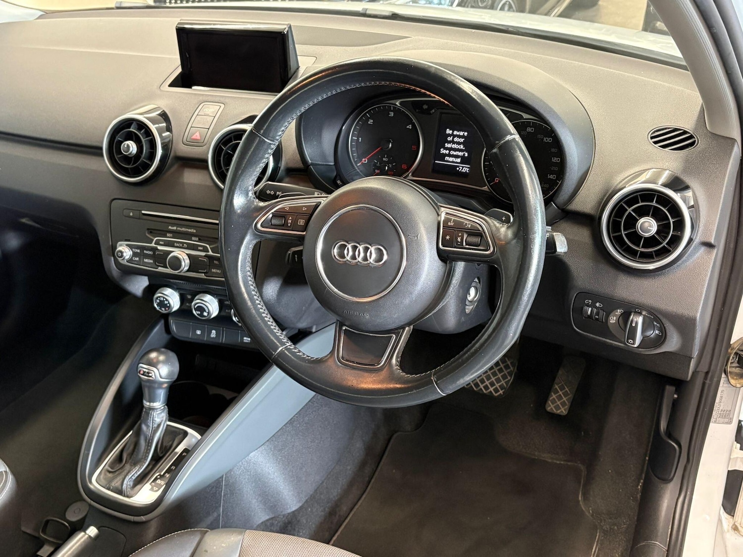 Used Audi A1 2015 for sale - 77799348: Photo 24