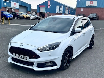 Used Ford Focus 2015 for sale - 79589708: Photo