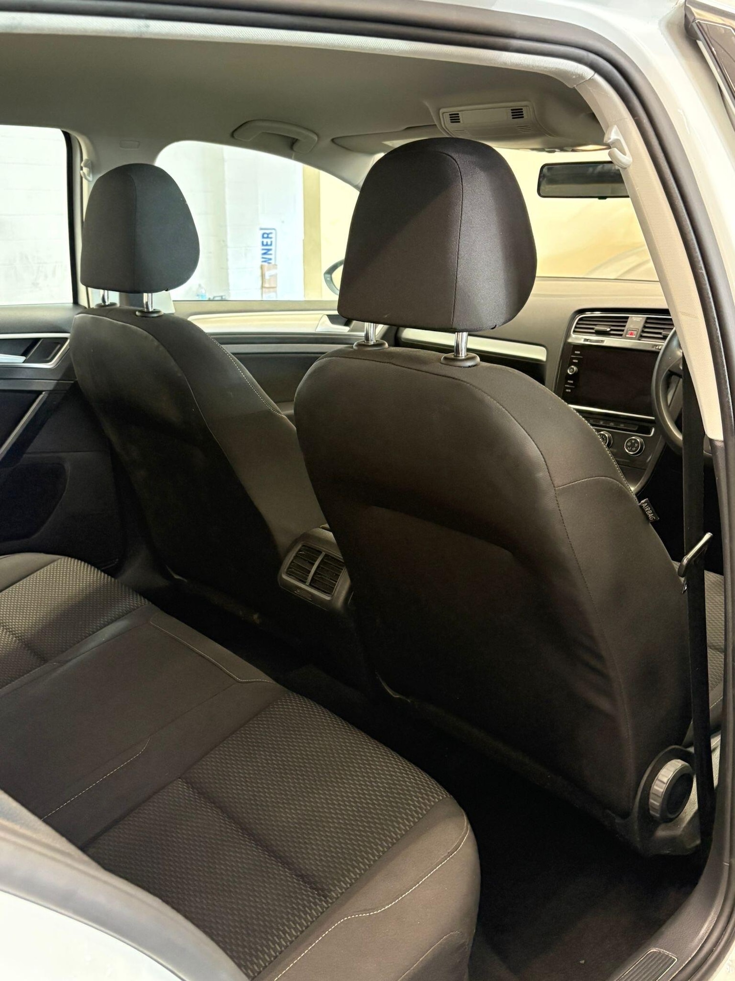 Used Volkswagen Golf 2018 for sale - 77993156: Photo 11