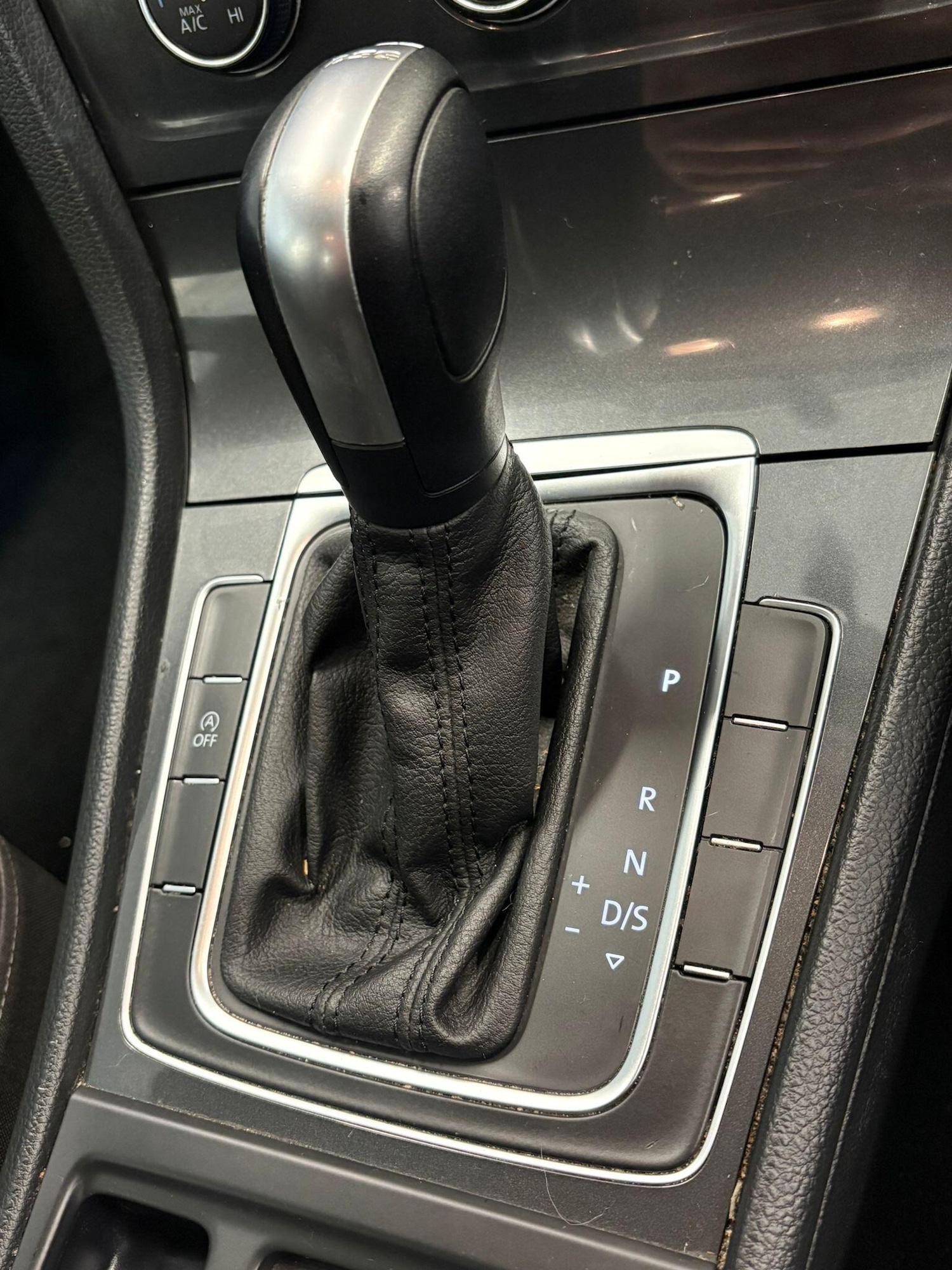 Used Volkswagen Golf 2018 for sale - 77993156: Photo 8