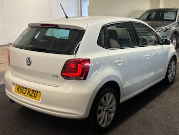 Used Volkswagen Polo 2013 for sale - 76623200: Photo
