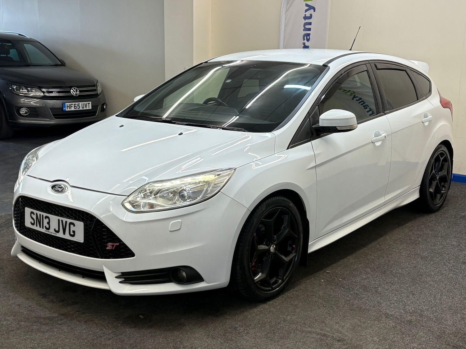 Used Ford Focus for sale - 78006771: Photo 2