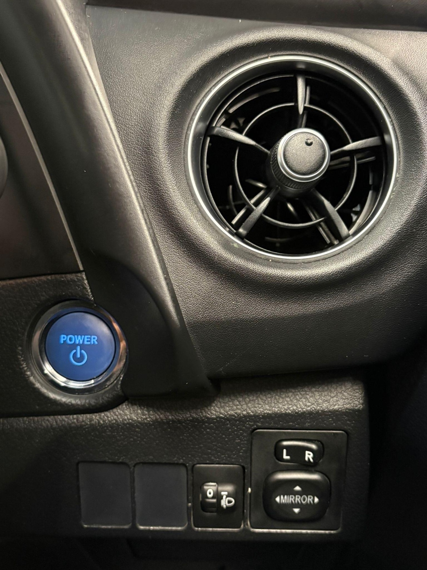 Used Toyota Auris 2016 for sale - 77696694: Photo 18