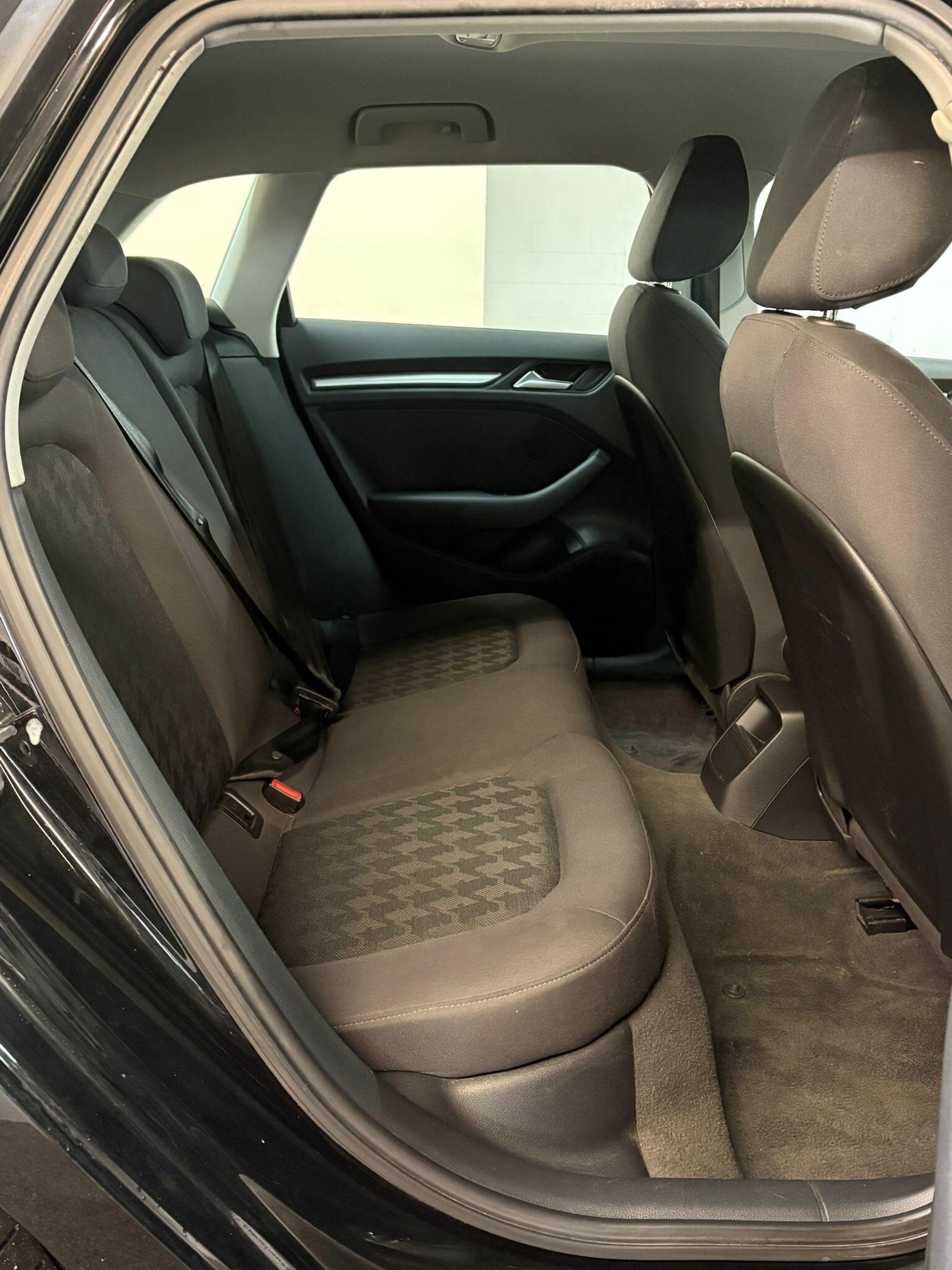 Used Audi A3 2015 for sale - 77162974: Photo 10