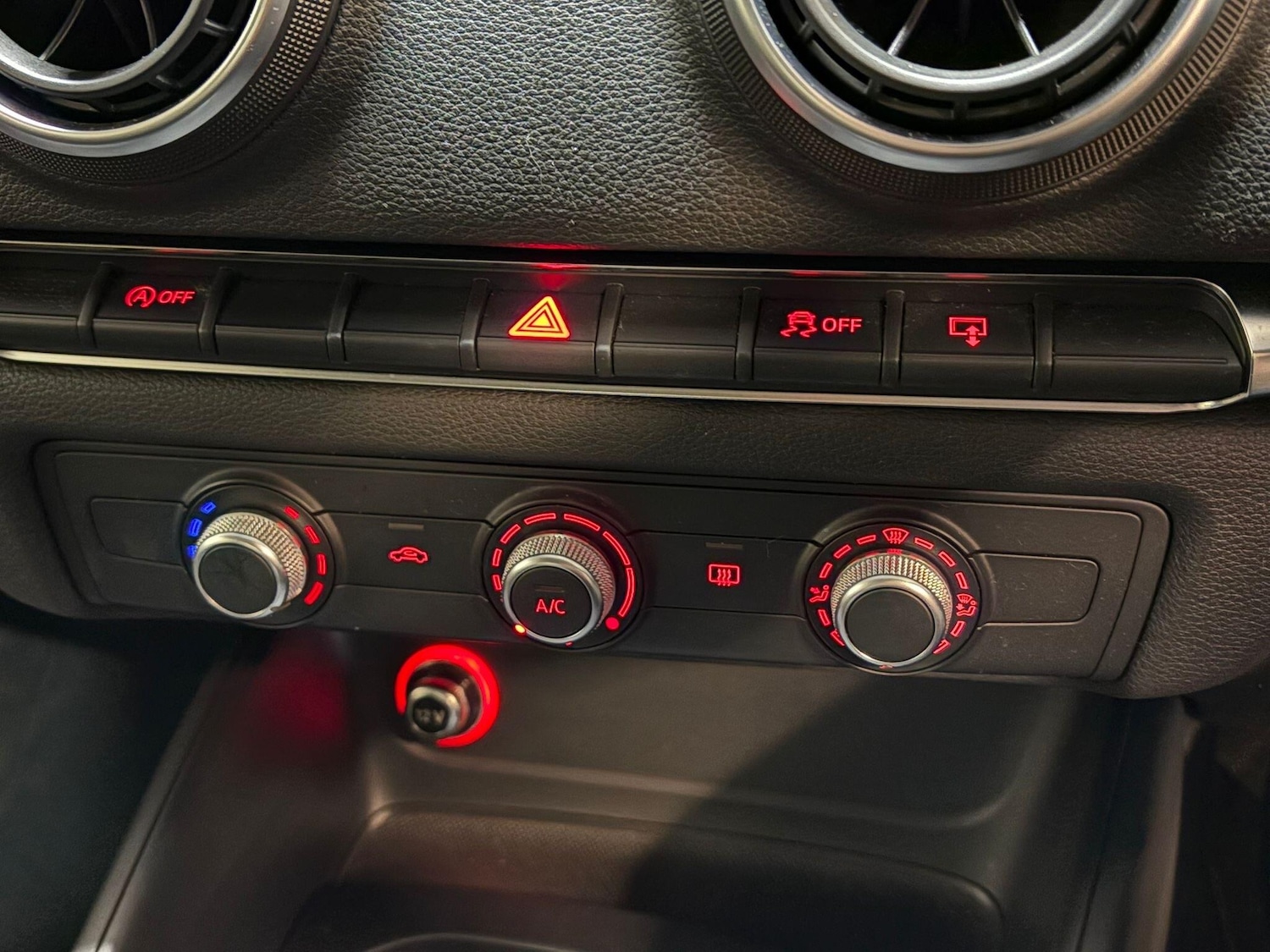 Used Audi A3 2015 for sale - 77162974: Photo 13