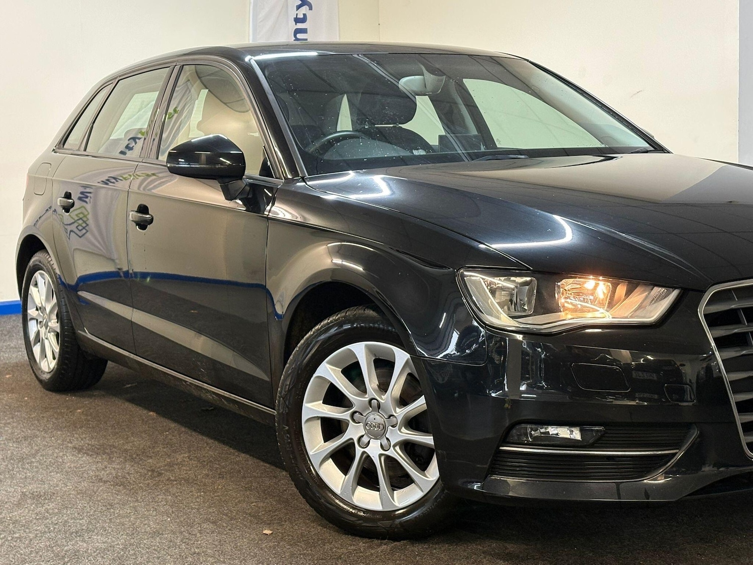 Used Audi A3 2015 for sale - 77162974: Photo 3