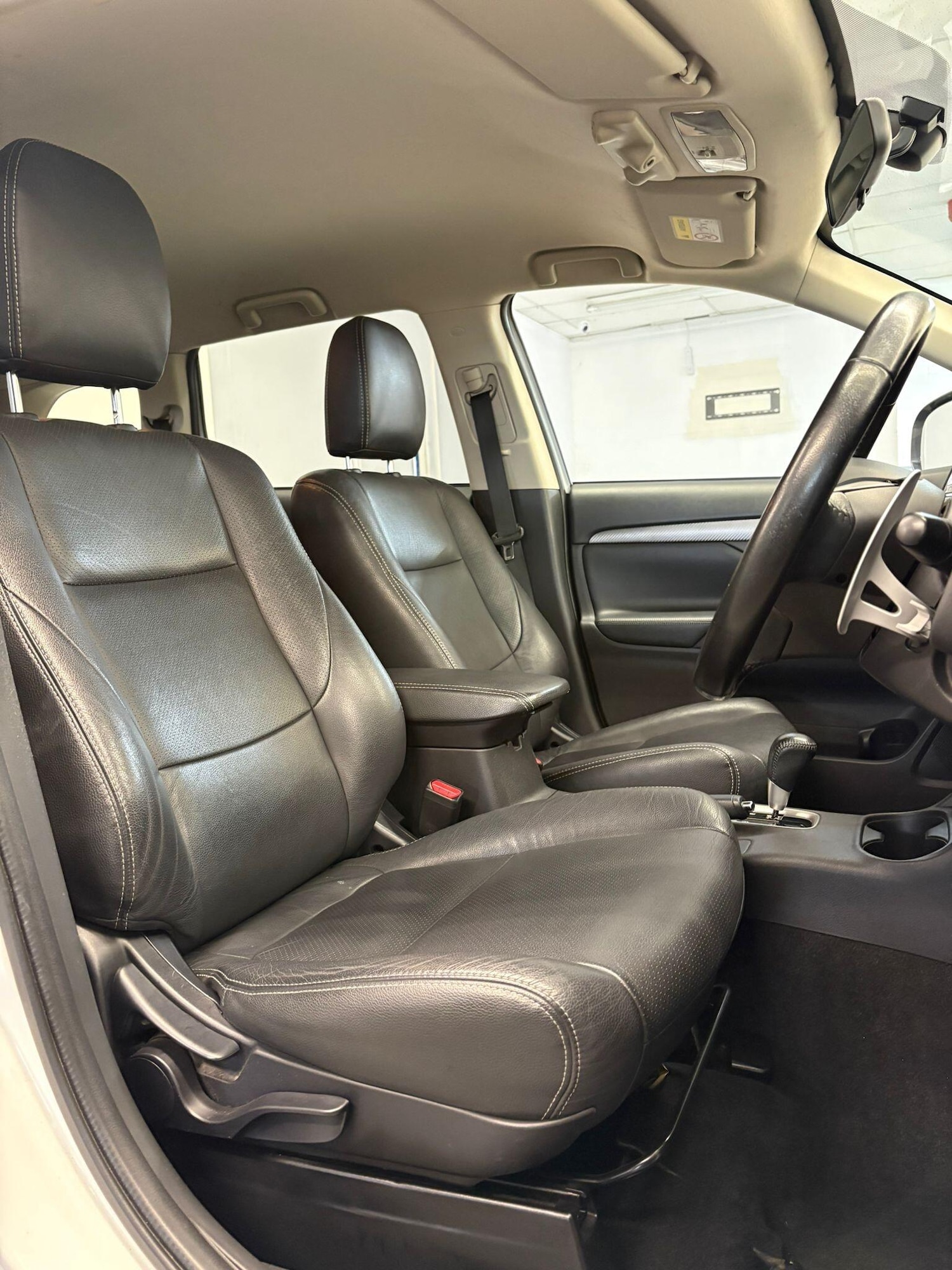 Used Mitsubishi Outlander 2014 for sale - 77625335: Photo 12