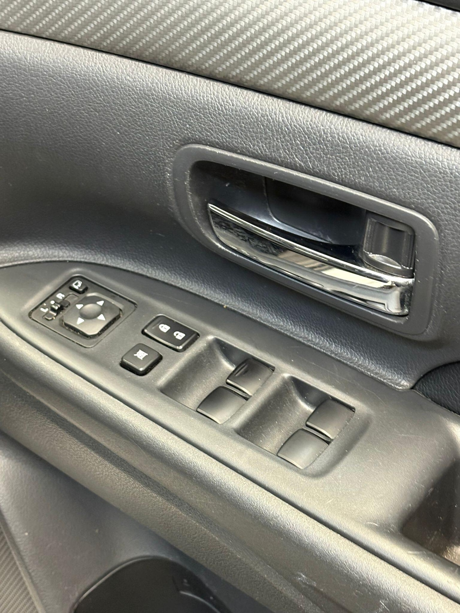 Used Mitsubishi Outlander 2014 for sale - 77625335: Photo 32