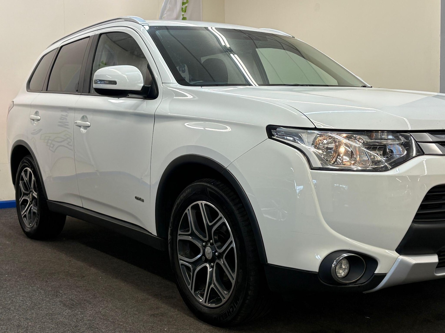 Used Mitsubishi Outlander 2014 for sale - 77625335: Photo 5