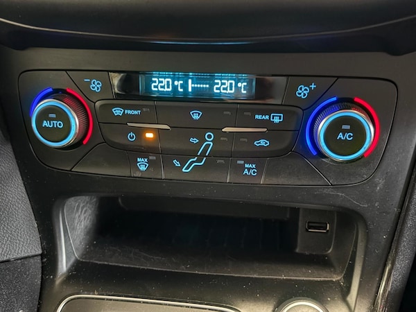 Used Ford Focus 2017 for sale - 76227504: Photo 13
