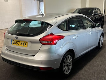 Used Ford Focus 2017 for sale - 76227504: Photo 4