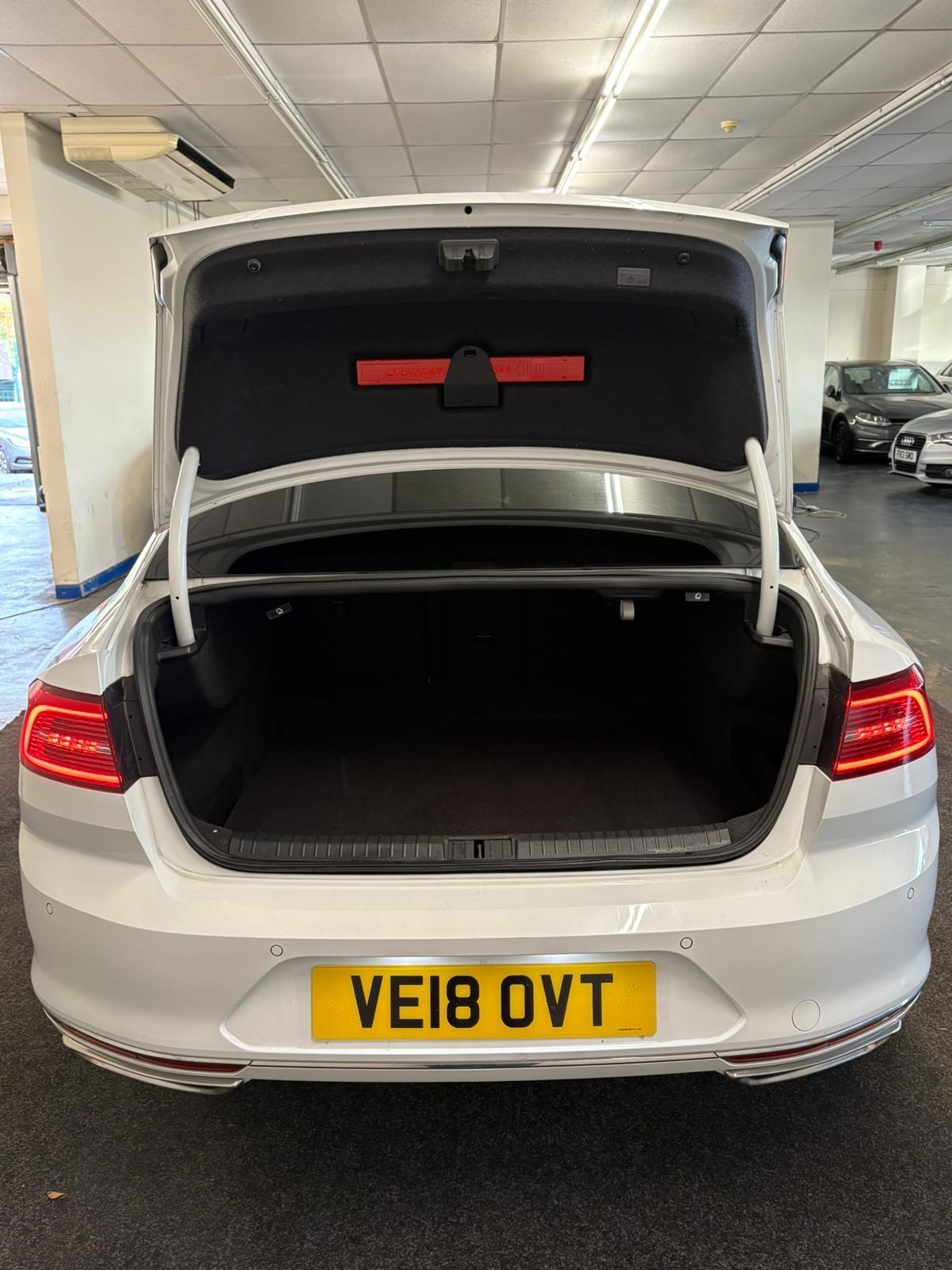 Used Volkswagen Passat 2018 for sale - 76398053: Photo 12