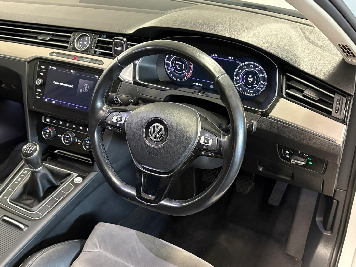 Used Volkswagen Passat 2018 for sale - 76398053: Photo 22