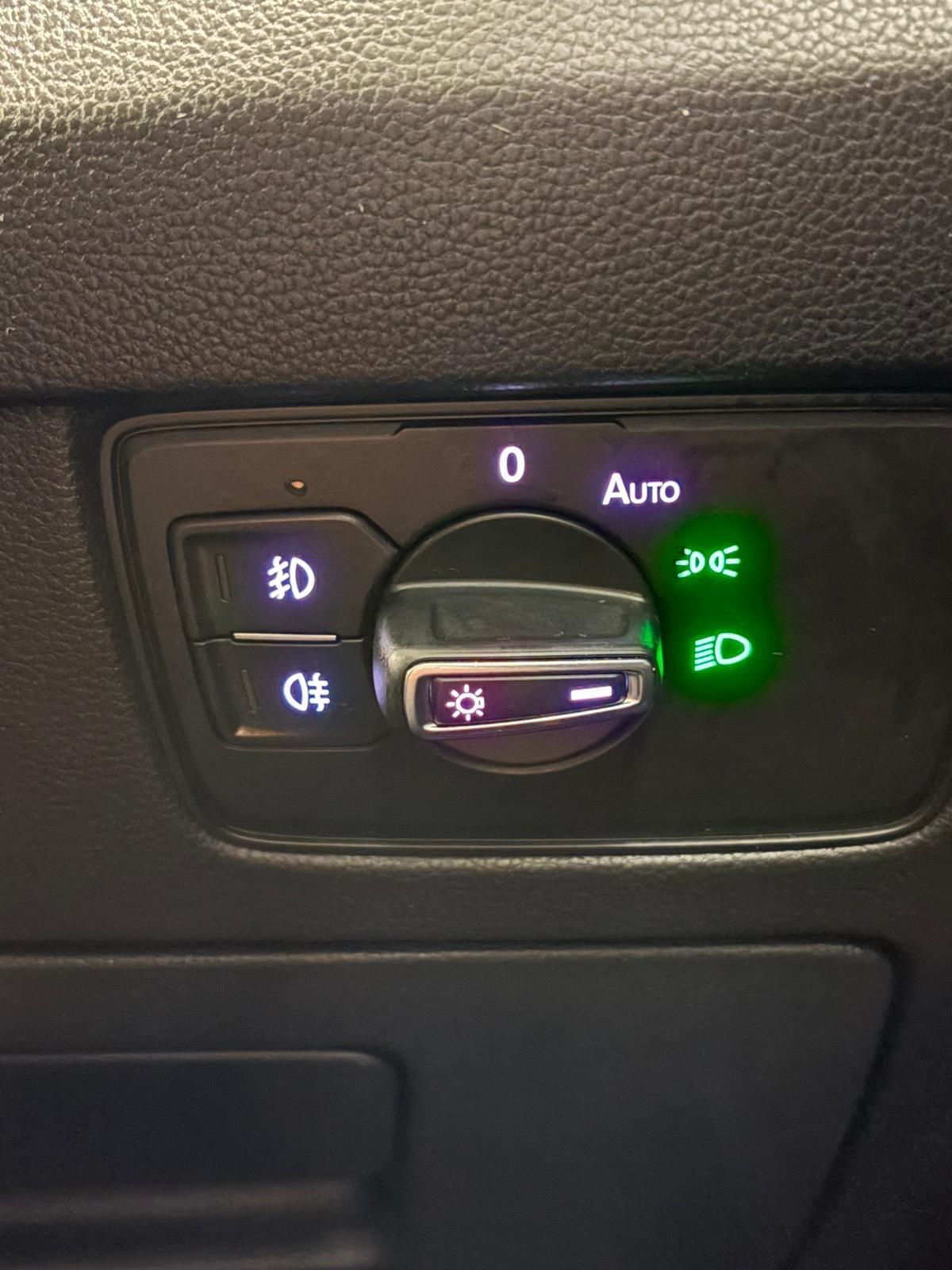 Used Volkswagen Passat 2018 for sale - 76398053: Photo 30