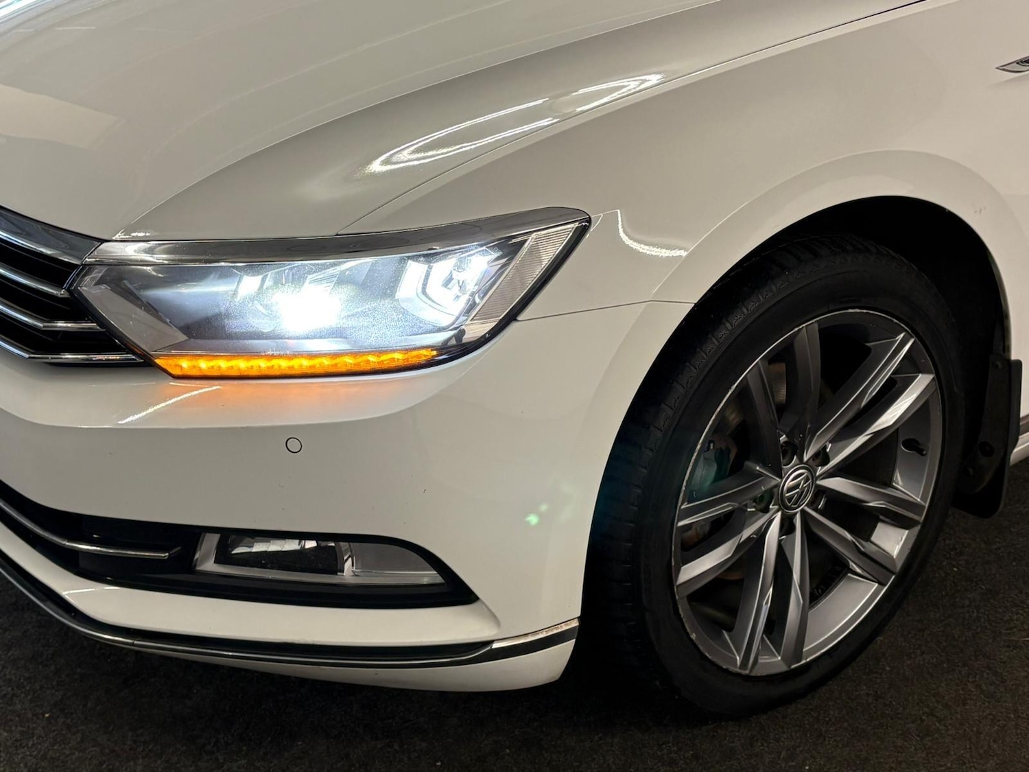 Used Volkswagen Passat 2018 for sale - 76398053: Photo 6