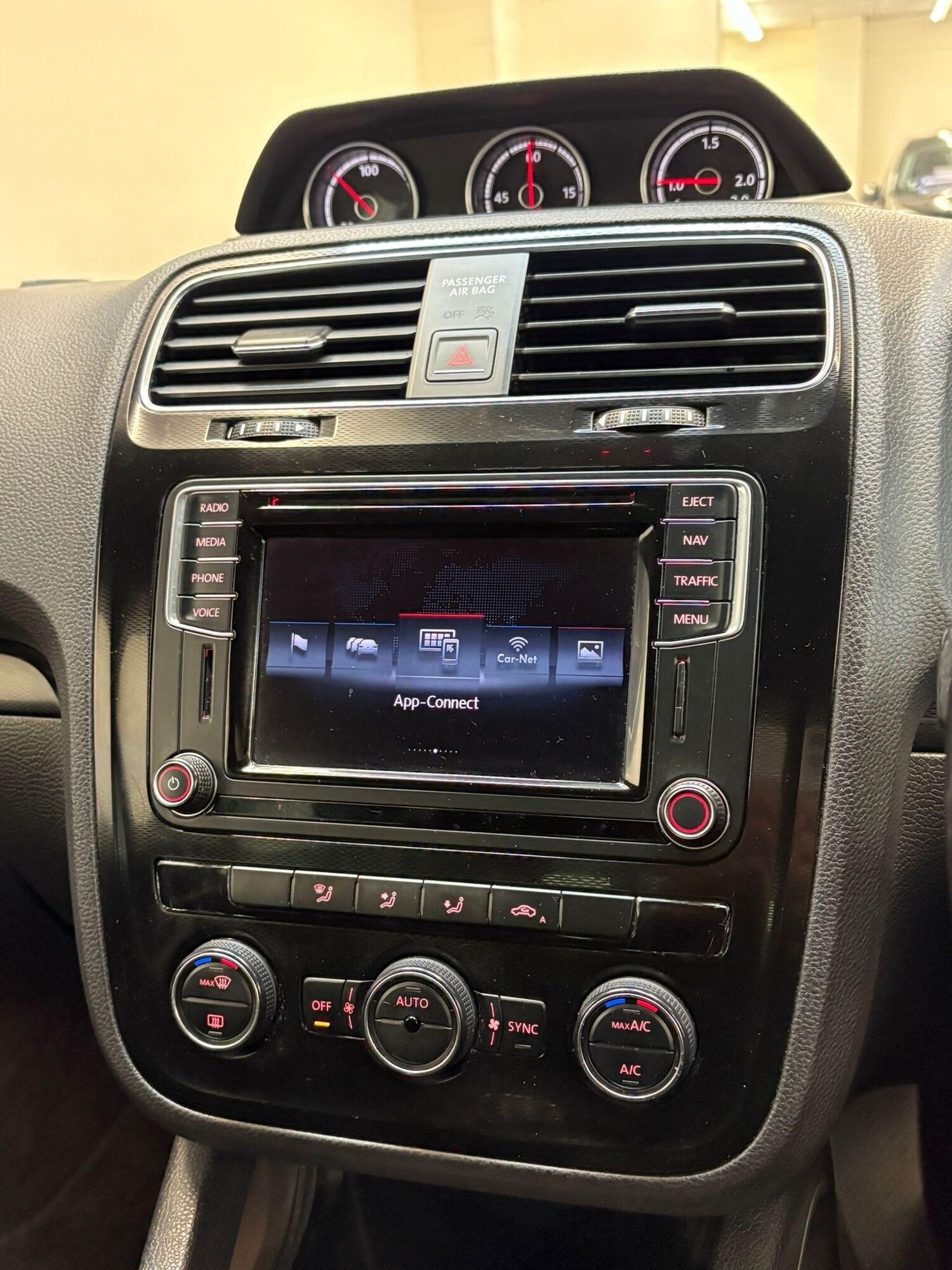 Used Volkswagen Scirocco for sale - 78184668: Photo 19