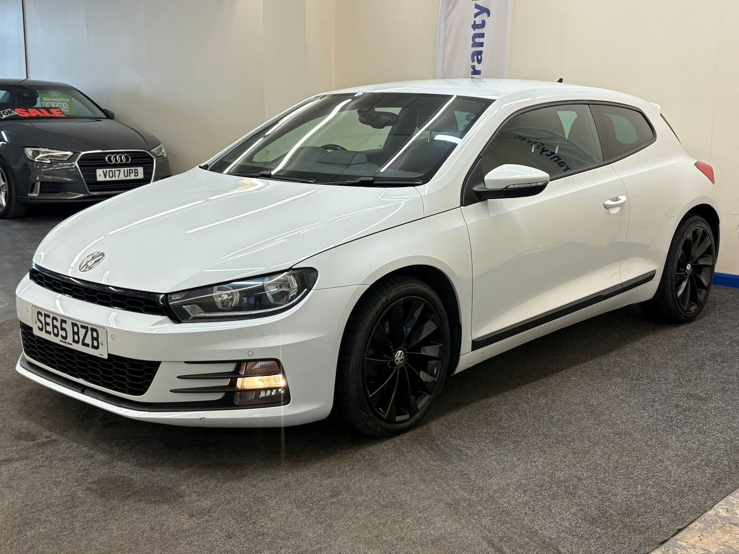 Used Volkswagen Scirocco for sale - 78184668: Photo 2