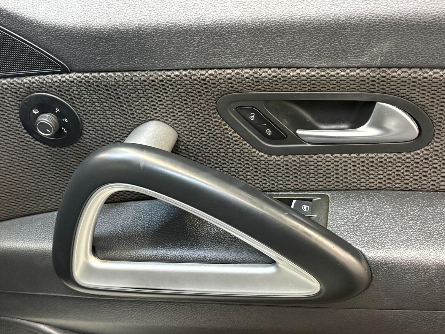 Used Volkswagen Scirocco for sale - 78184668: Photo 26