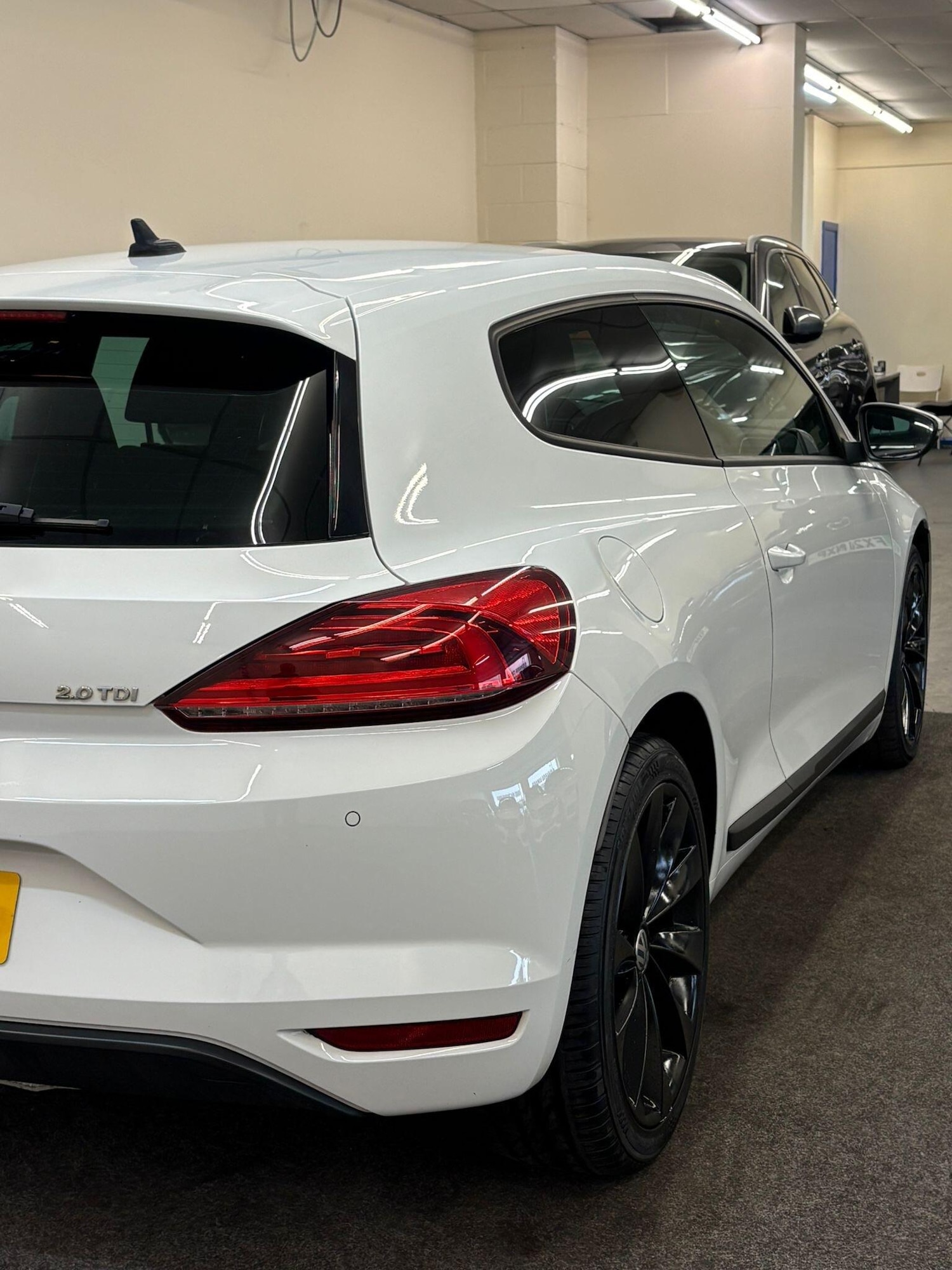 Used Volkswagen Scirocco for sale - 78184668: Photo 4