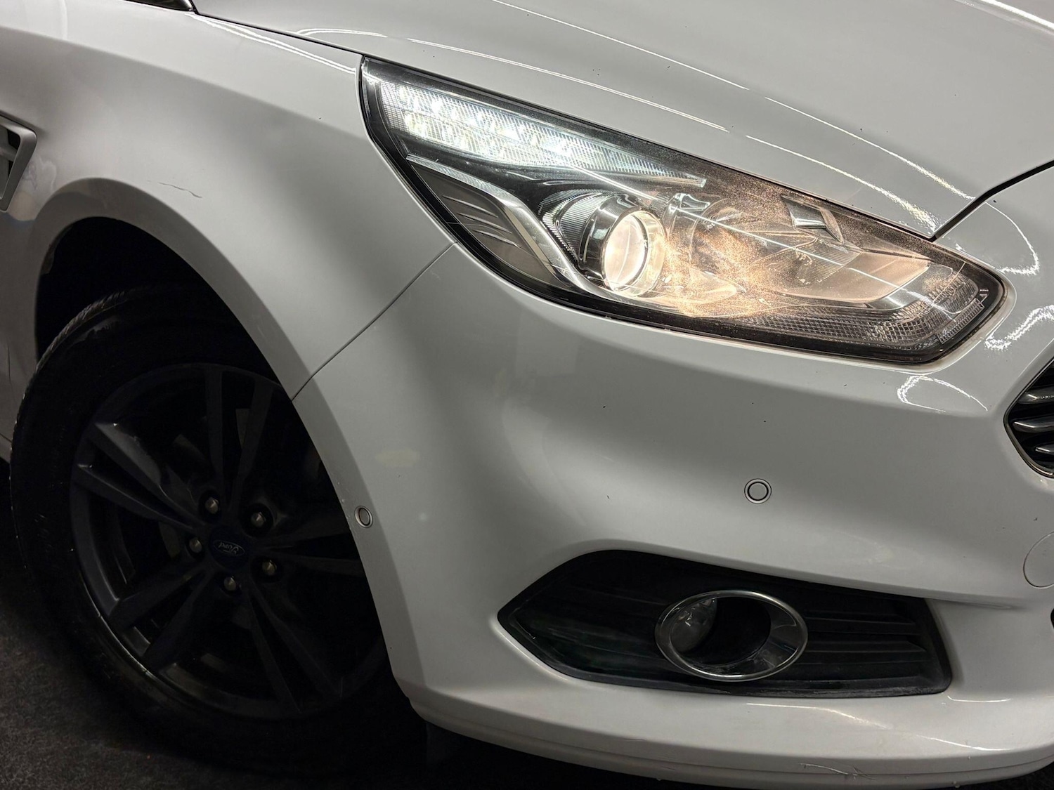 Used Ford S-Max 2015 for sale - 76623198: Photo 18