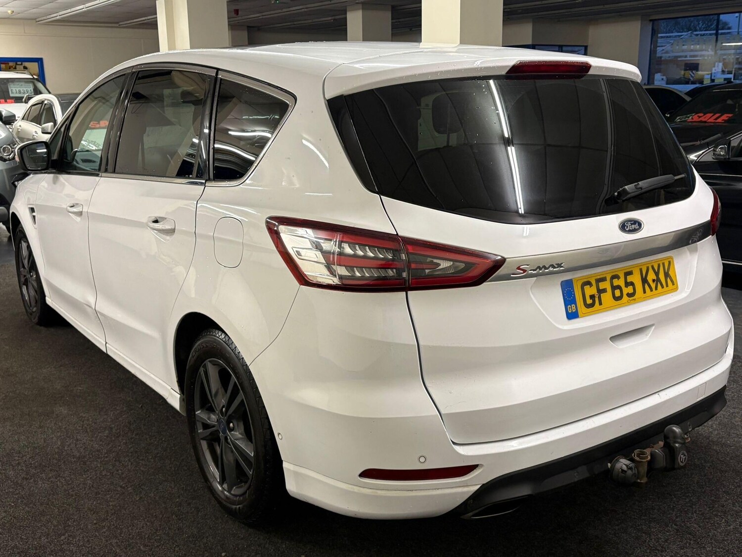 Used Ford S-Max 2015 for sale - 76623198: Photo 3