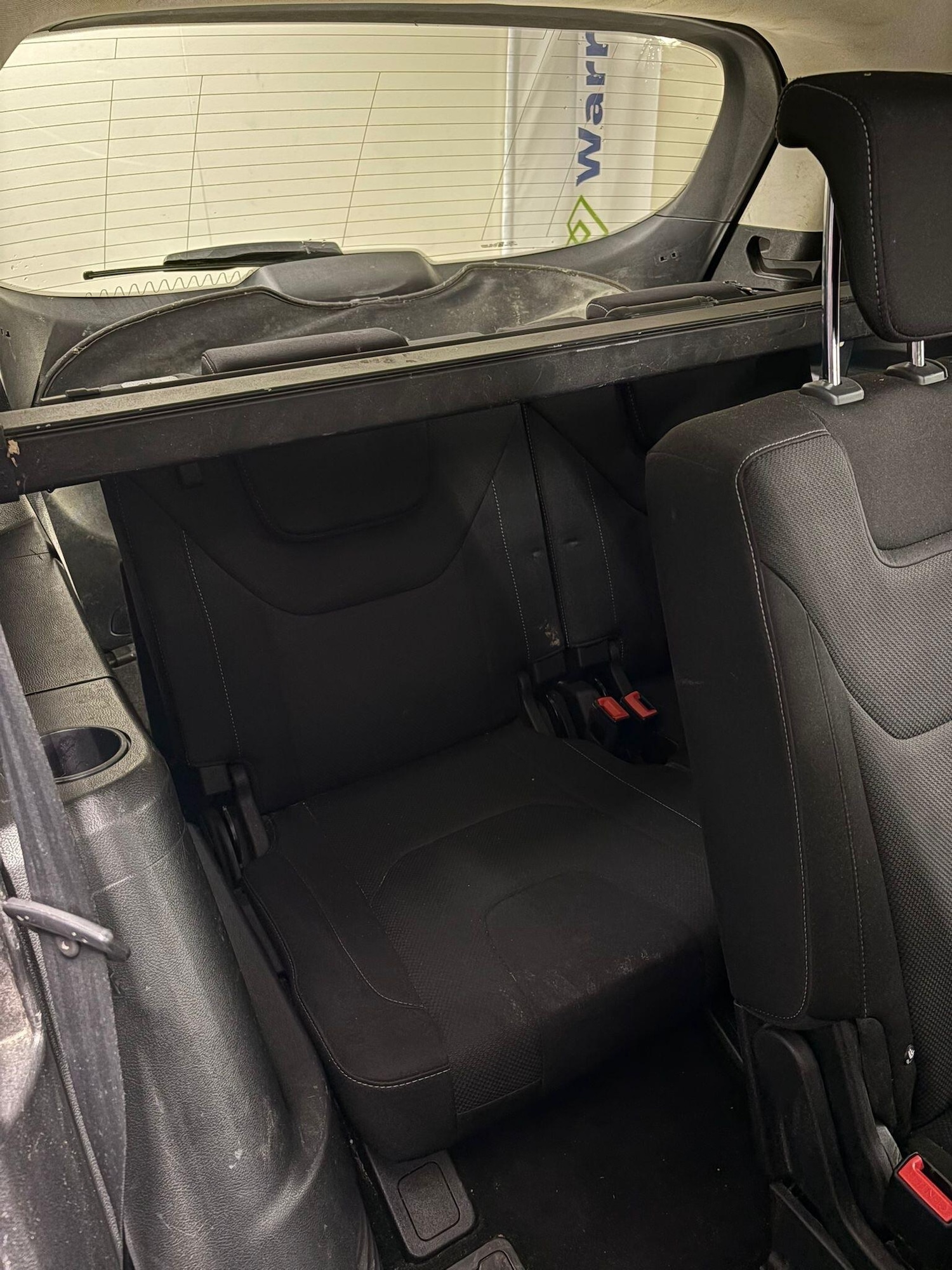 Used Ford S-Max 2015 for sale - 76623198: Photo 9