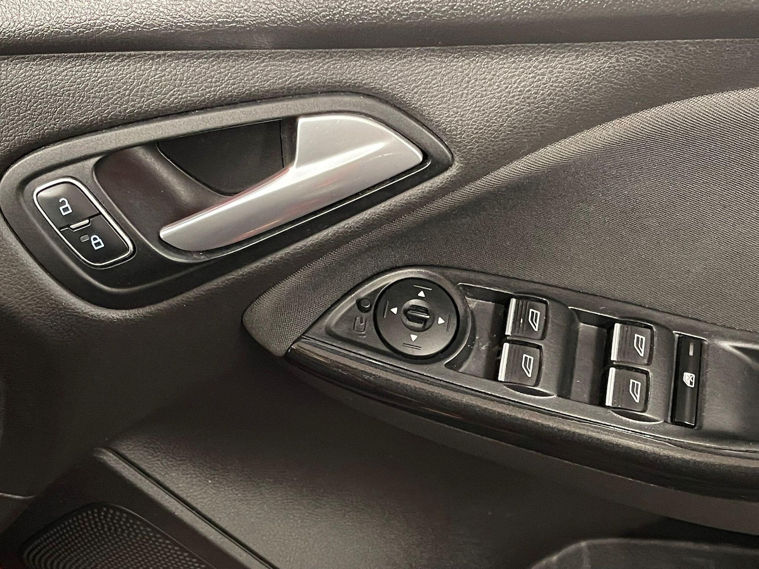 Used Ford Focus 2016 for sale - 76623245: Photo 15