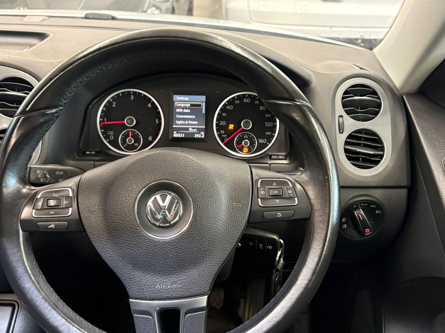 Used Volkswagen Tiguan for sale - 78127603: Photo 21