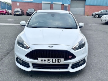 Used Ford Focus 2015 for sale - 79373178: Photo